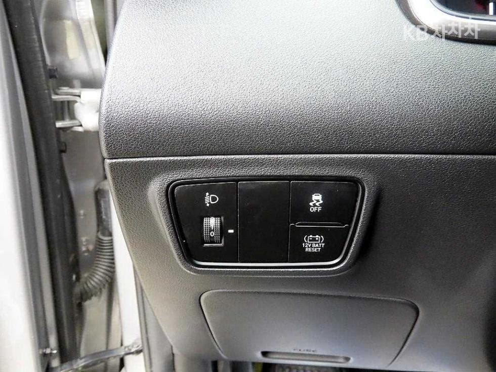 Hyundai The All New Tucson Hybrid(NX (Lexus SUV)4)1.6T HEV Modern - 12