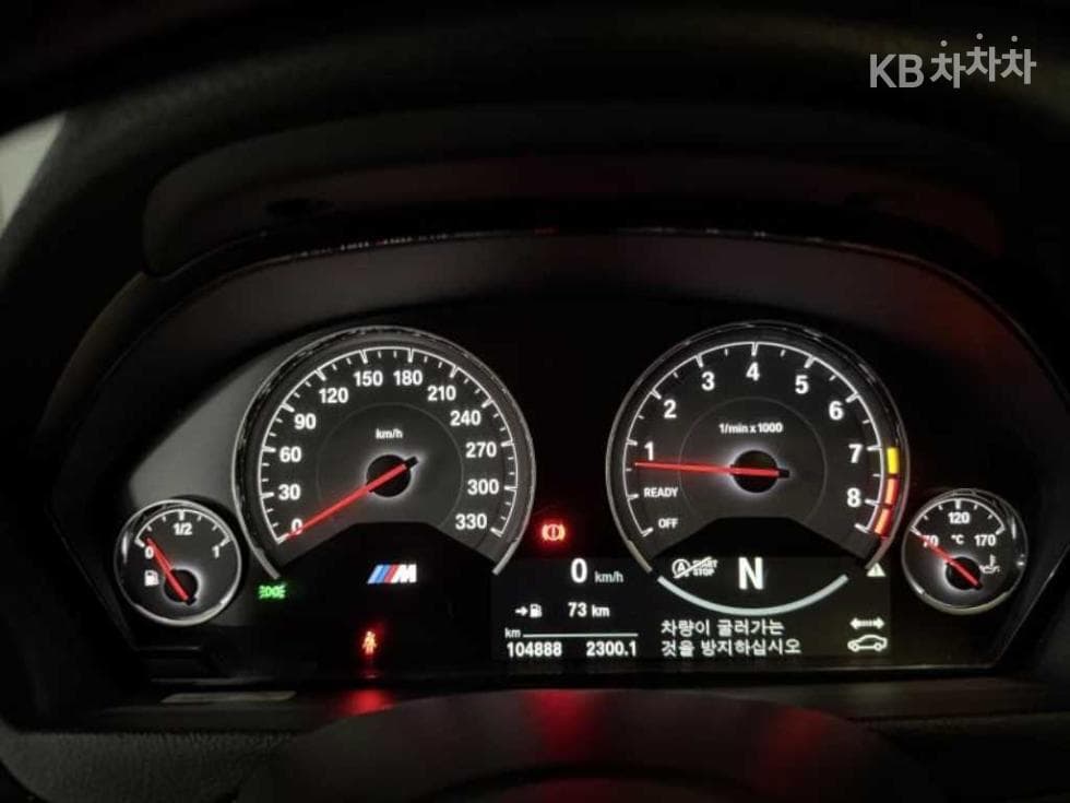 BMW M시리즈M4 Купе Competition - 12
