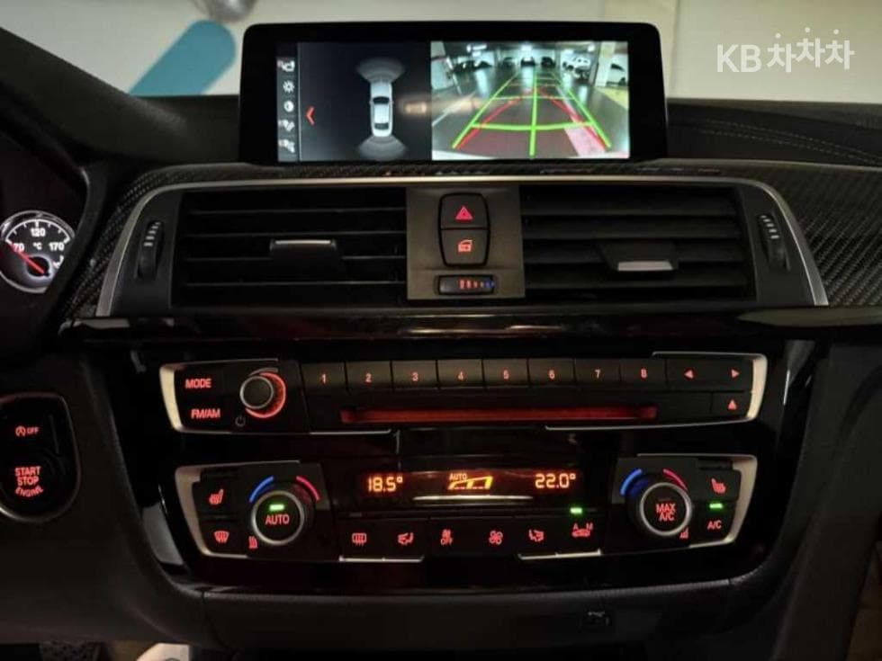 BMW M시리즈M4 Купе Competition - 13
