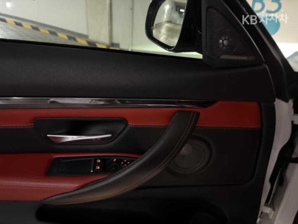 BMW M시리즈M4 Купе Competition - 17