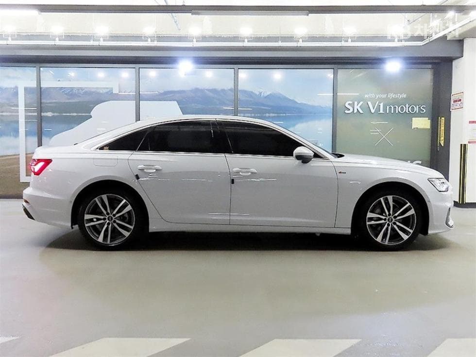 Audi A6(C8)45 TFSI Premium - 3