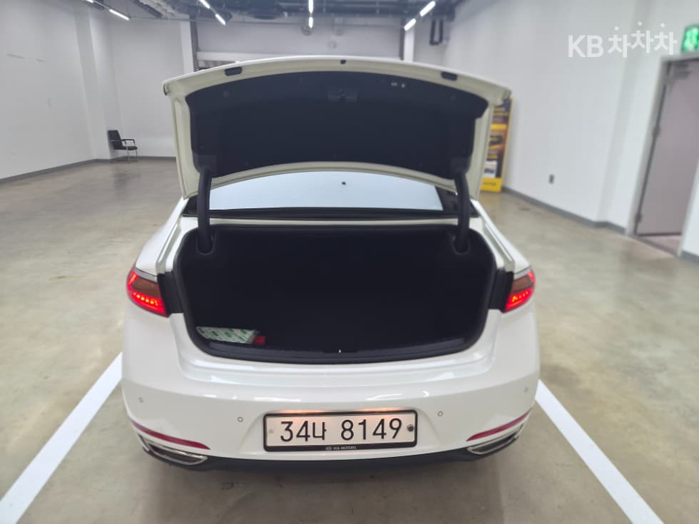 Kia All New K7 HybridNoblesse Standard - 7