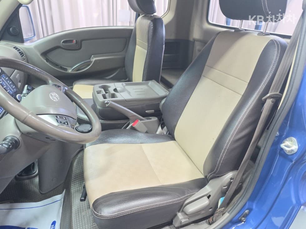 Hyundai Porter 24WD 장축 Super Cab Smart - 16