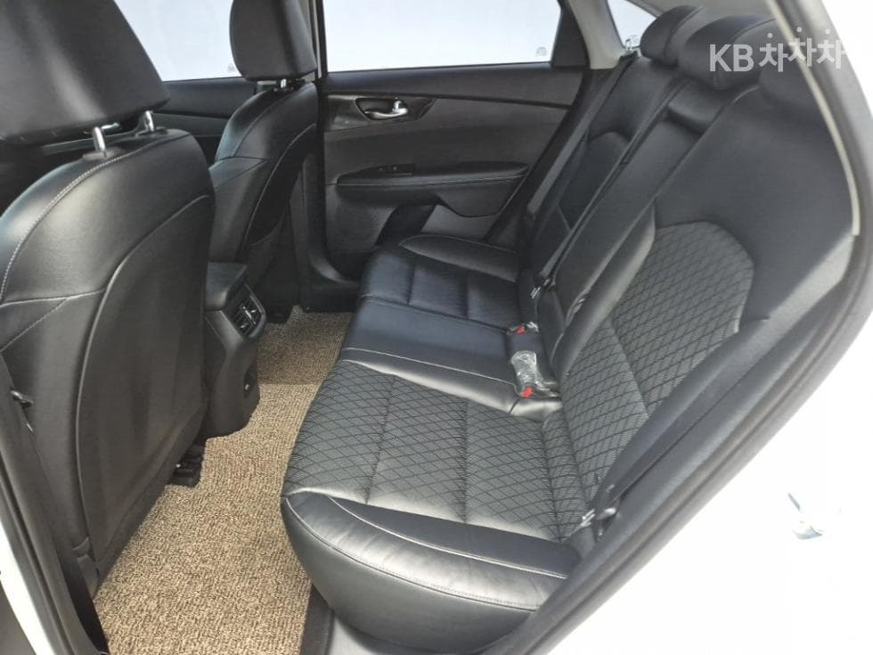 Kia The New (facelift) K3(BD)1.6 Gasoline Signature - 12