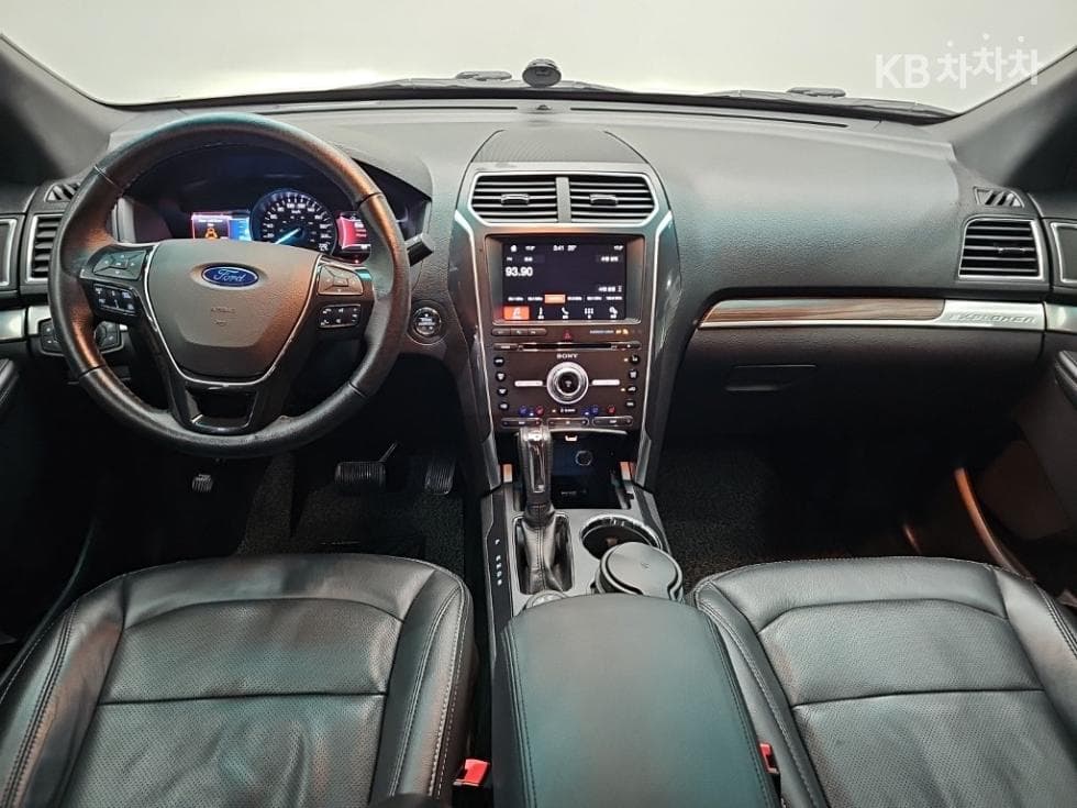 Форд Нов Експлорер2.3 EcoBoost 4x4 Limited - 7