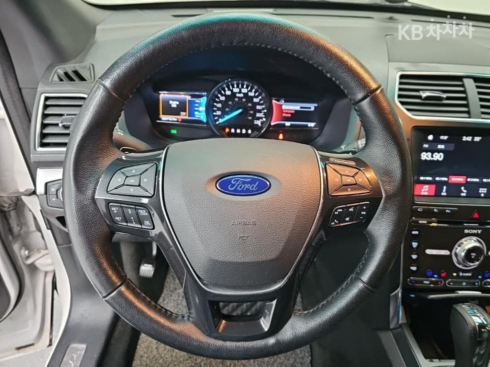 Форд Нов Експлорер2.3 EcoBoost 4x4 Limited - 9