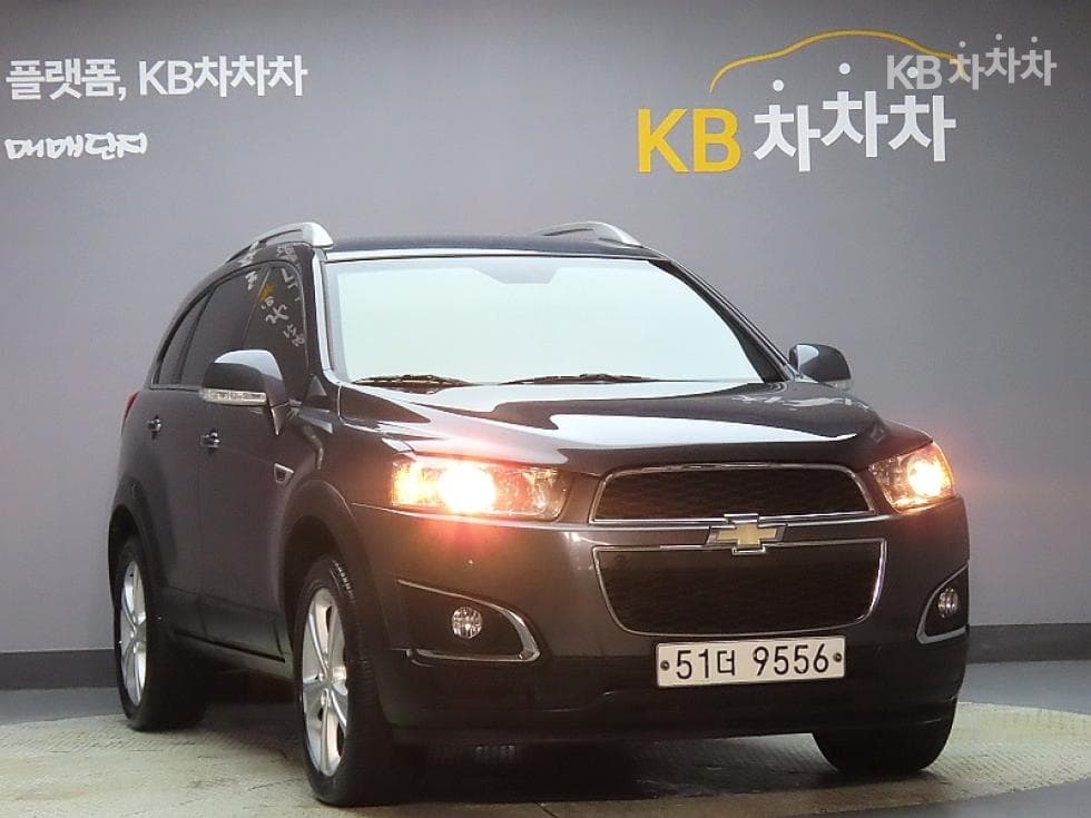 GM Korea Chevrolet Captiva2WD LT 5-seater - 3
