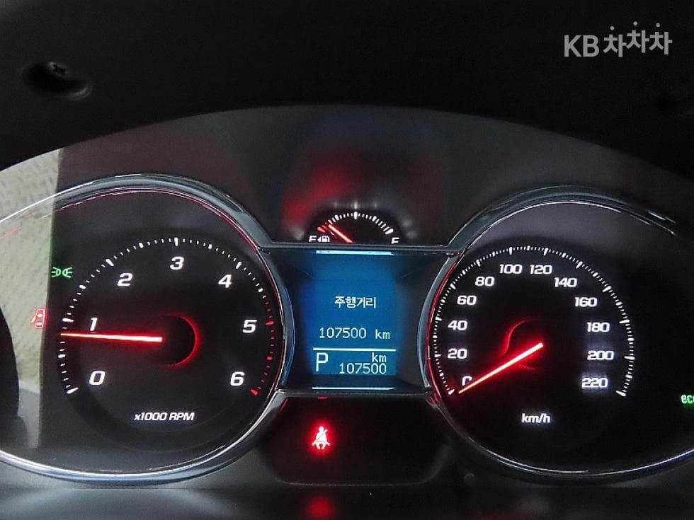 GM Korea Chevrolet Captiva2WD LT 5-seater - 8