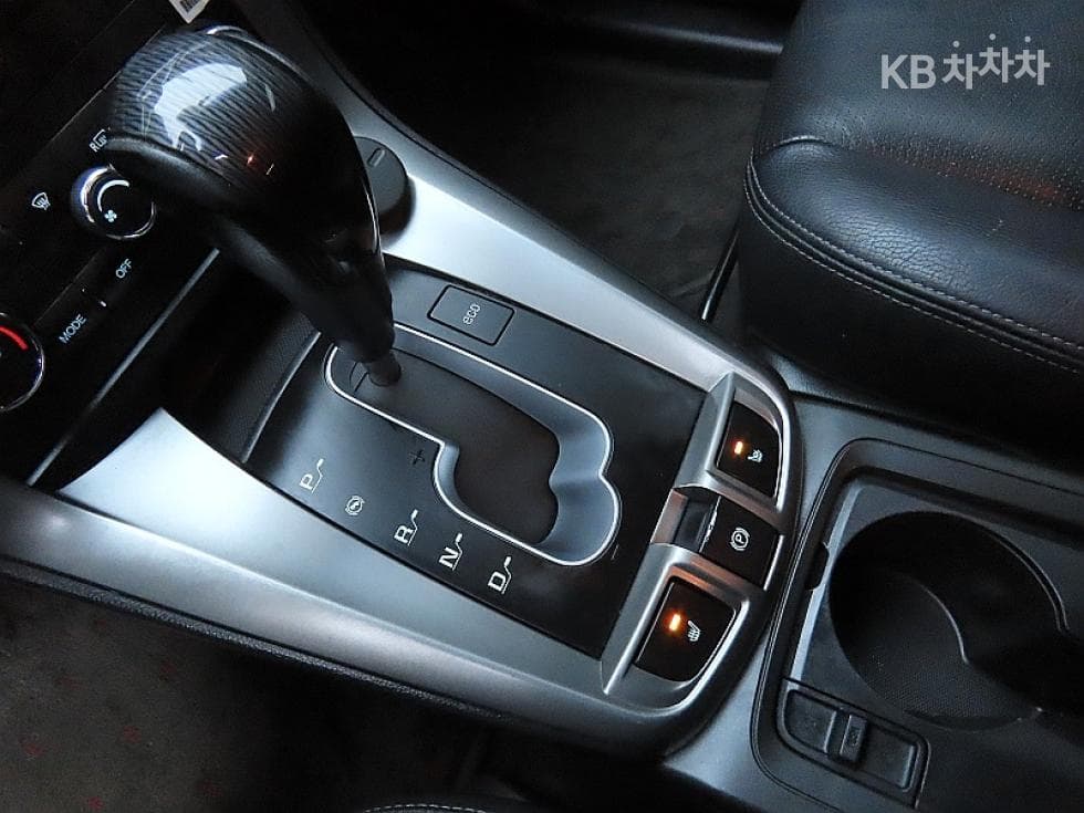 GM Korea Chevrolet Captiva2WD LT 5-seater - 9