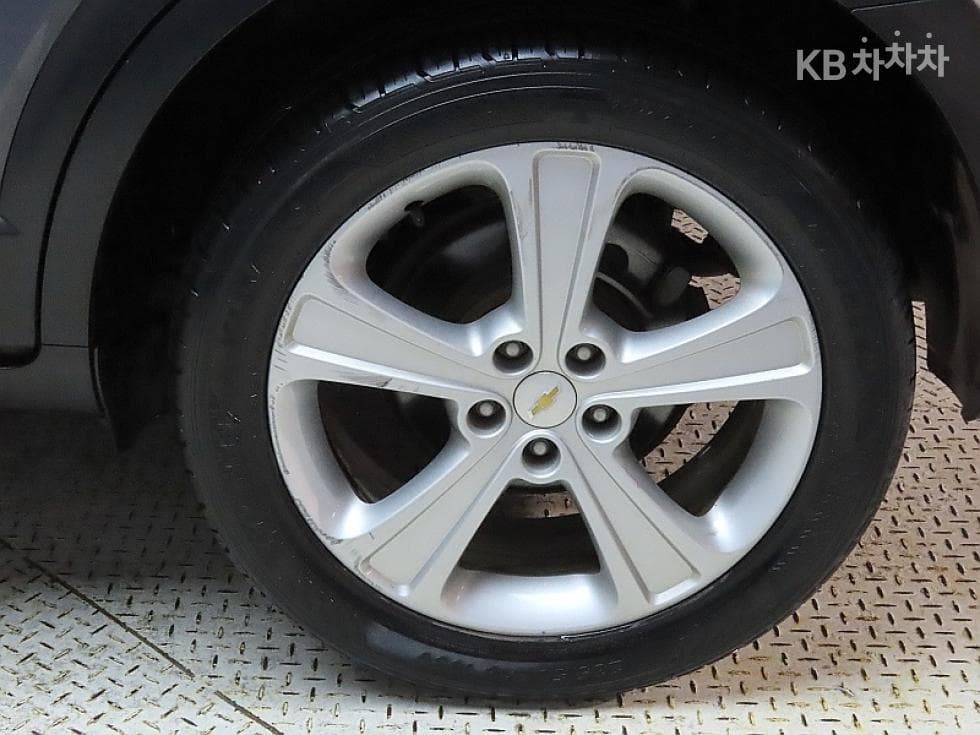 GM Korea Chevrolet Captiva2WD LT 5-seater - 20
