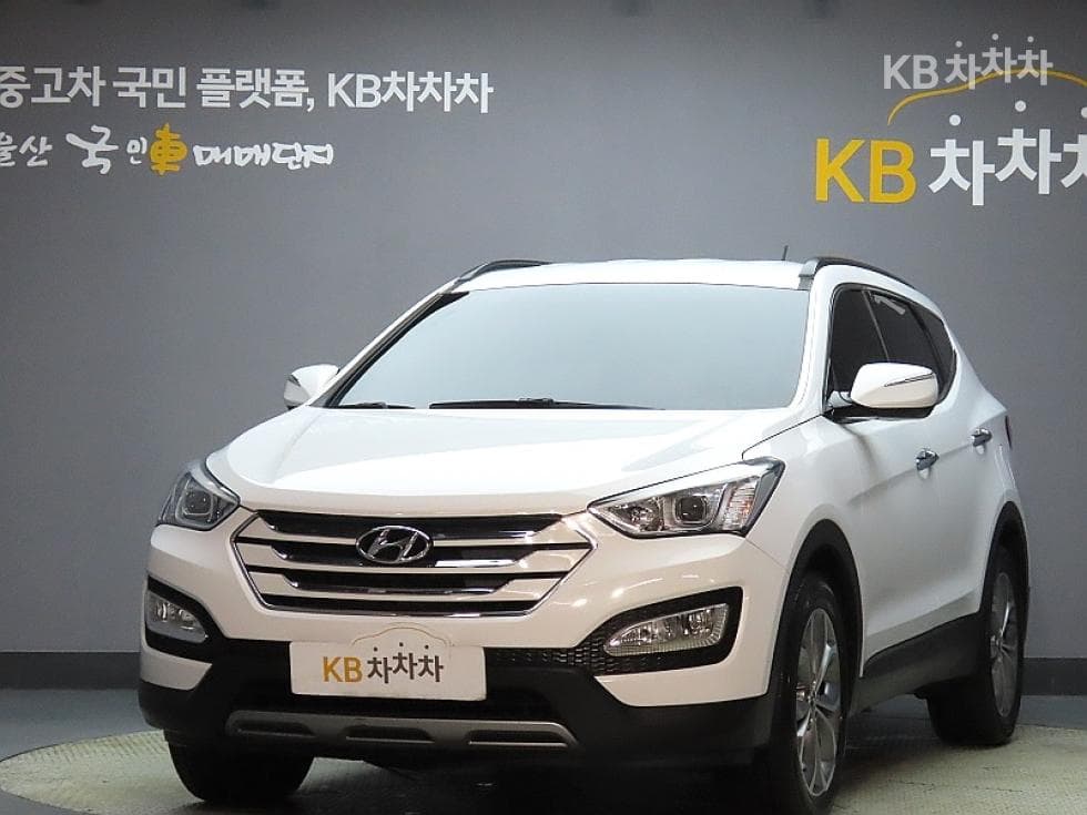 Hyundai Santa Fe DM Hyundai R-engine 2.0 diesel 2WD PREMIUM Standard - Image 1