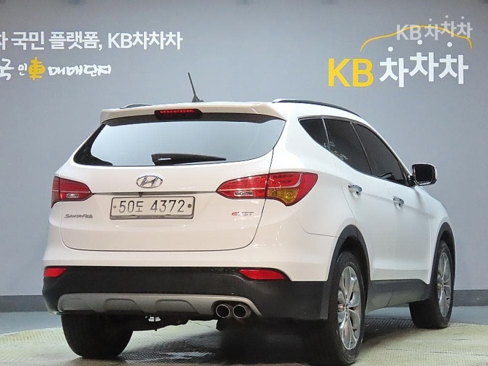Hyundai Santa Fe DMHyundai R-engine 2.0 diesel 2WD PREMIUM Standard - 2