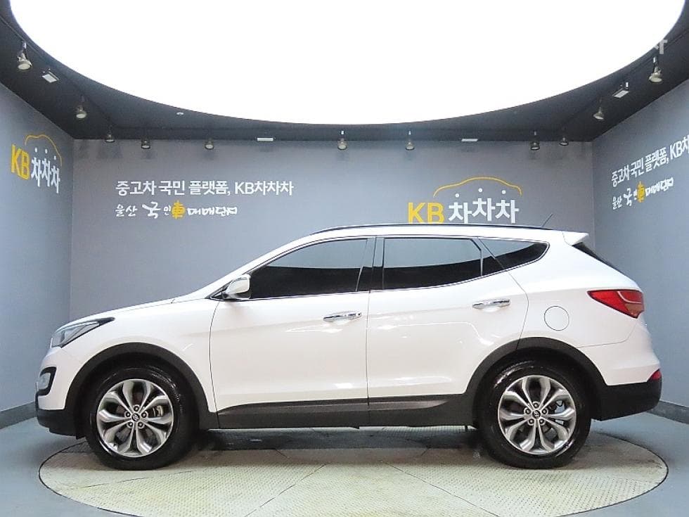 Hyundai Santa Fe DMHyundai R-engine 2.0 diesel 2WD PREMIUM Standard - 5