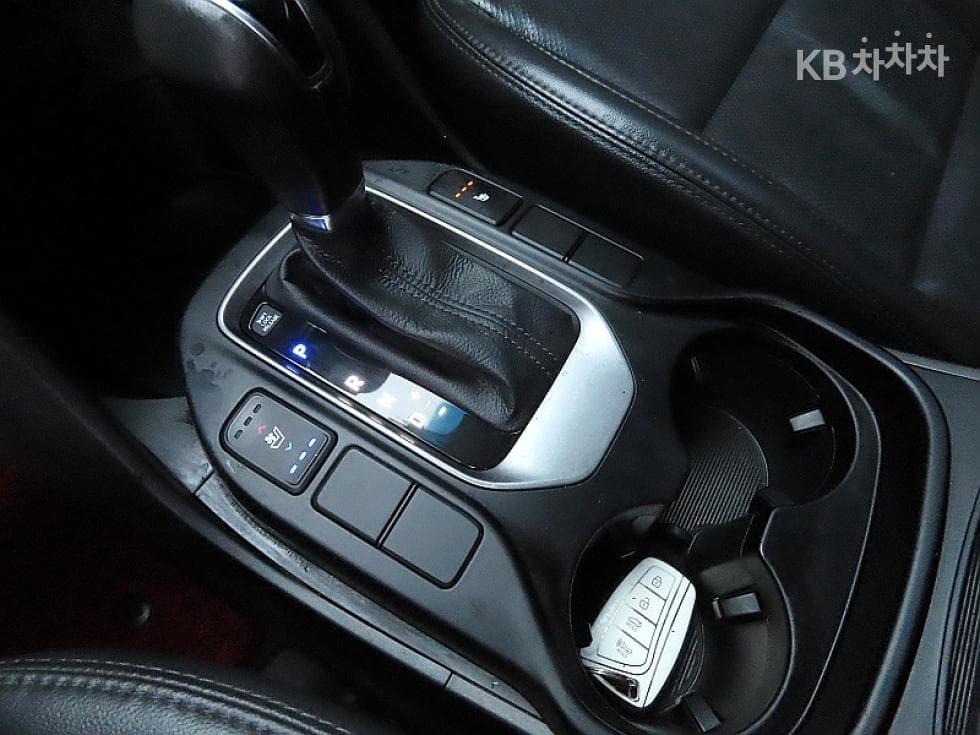 Hyundai Santa Fe DMHyundai R-engine 2.0 diesel 2WD PREMIUM Standard - 9