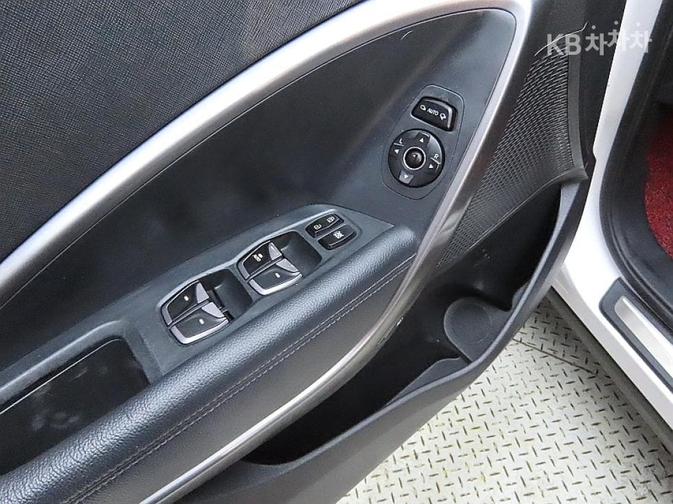 Hyundai Santa Fe DMHyundai R-engine 2.0 diesel 2WD PREMIUM Standard - 13