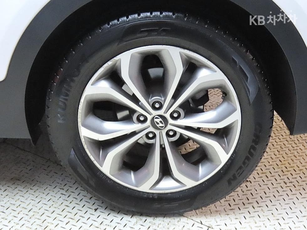 Hyundai Santa Fe DMHyundai R-engine 2.0 diesel 2WD PREMIUM Standard - 20