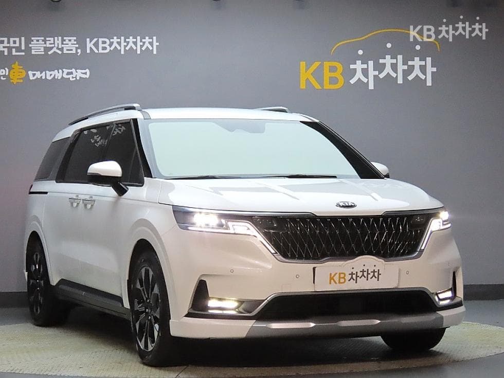 Kia Carnival 4th generationD2.2 9-seater Noblesse - 3