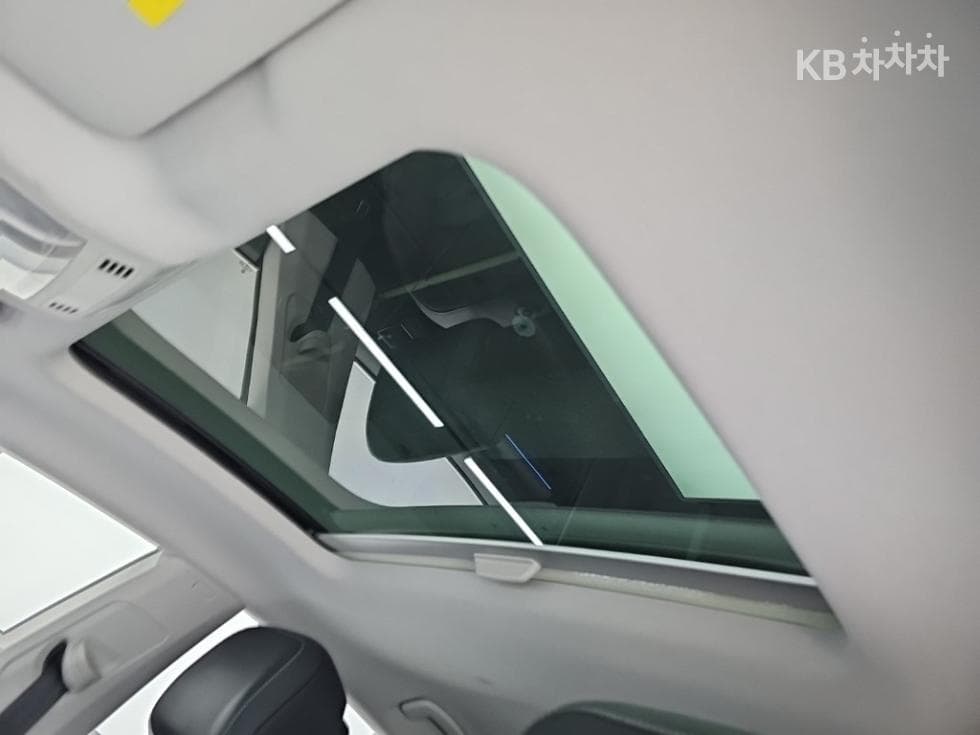 Volkswagen Arteon2.0 Турбо Дизел Инжекция Elegance Premium - 13