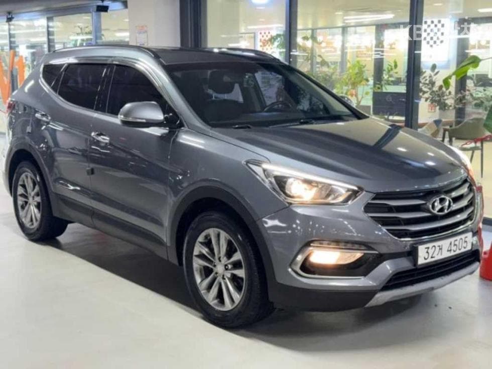 Hyundai Santa Fe The PrimeDiesel Hyundai R-engine 2.0 diesel 4WD 5-seater Premium - 2