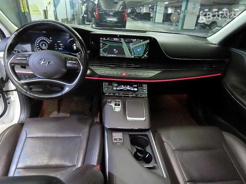 Хюндай The New (фейслифт) Grandeur (Azera)LPi 3.0 Рент-а-кар Exclusive - 10