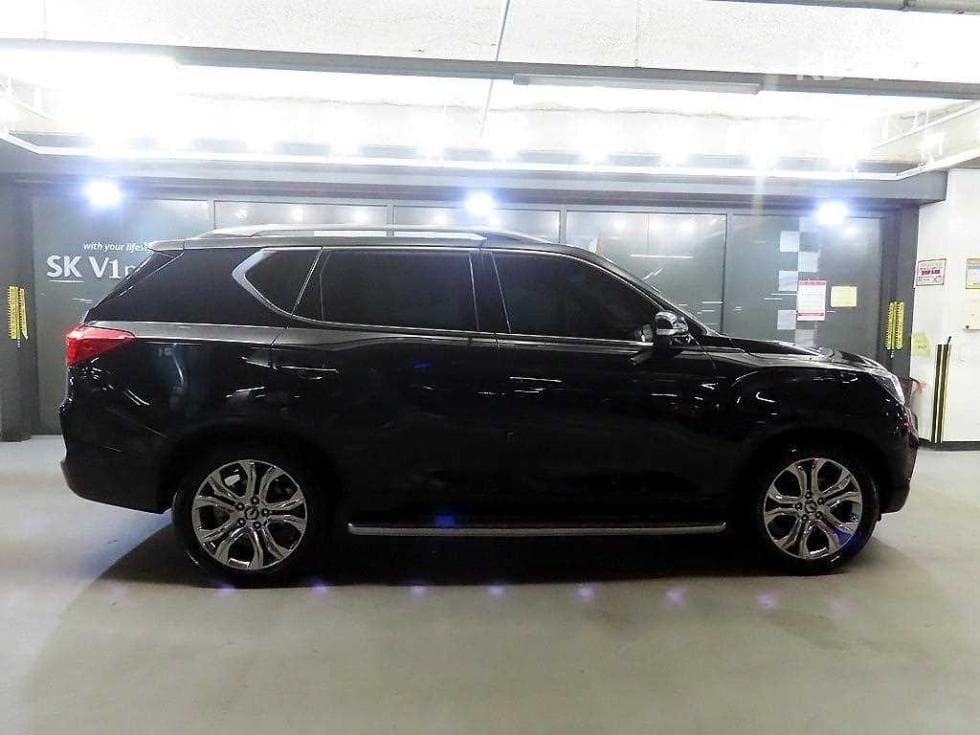 КейДжи Мобилити G4 Rexton2.2 4x4 화이트 에디션 - 3