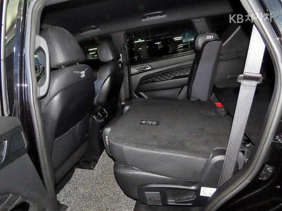 КейДжи Мобилити G4 Rexton2.2 4x4 화이트 에디션 - 7