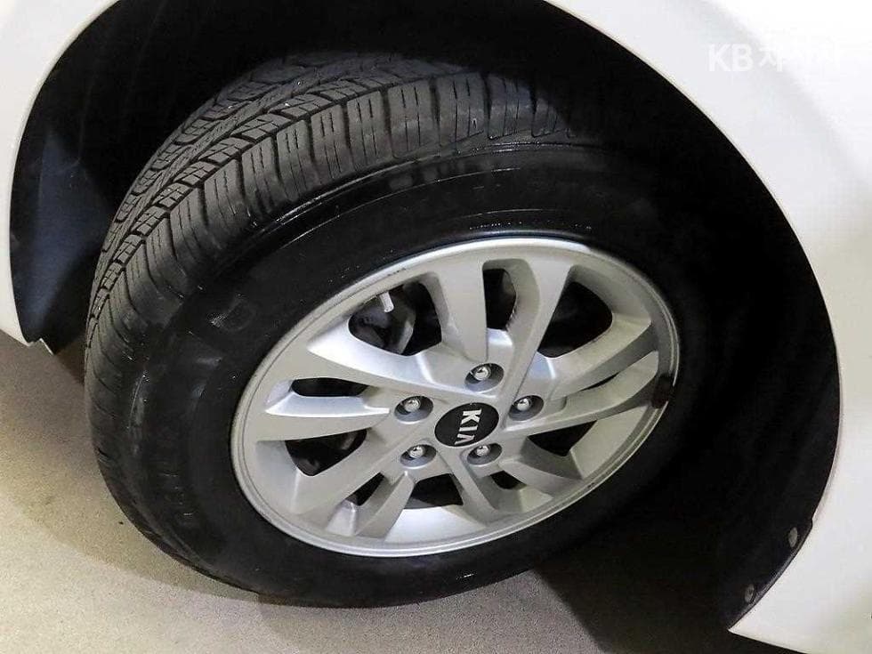 Киа All New K31.6 Бензин Лукс - 19