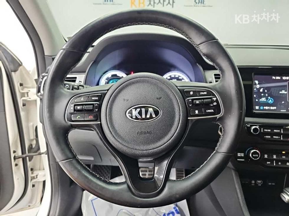 Kia Niro1.6 Noblesse - 9