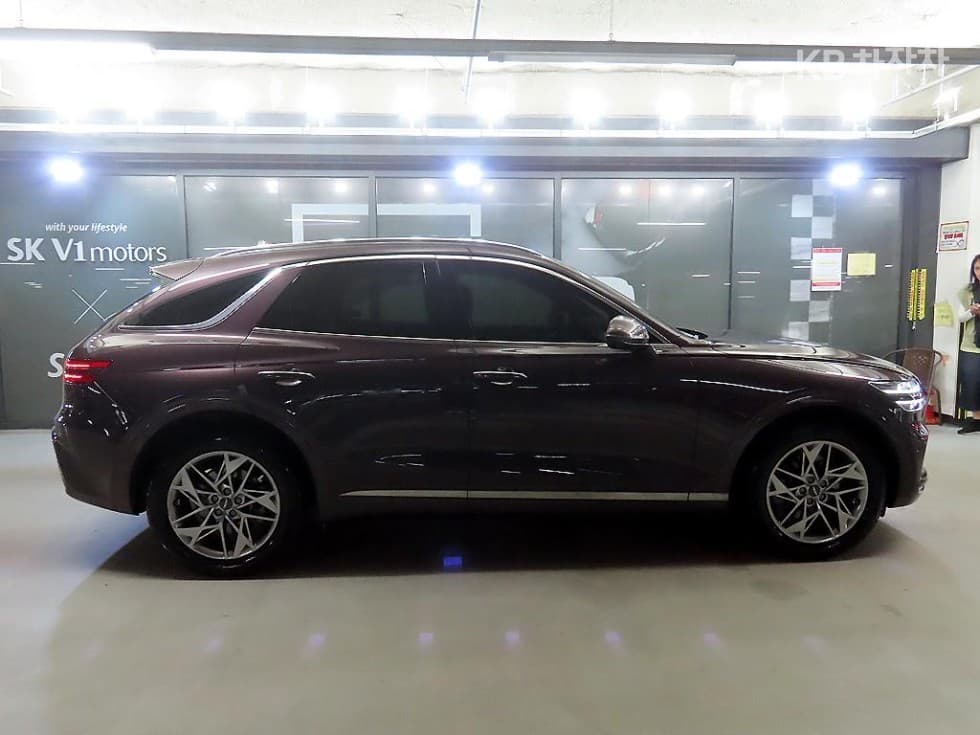 Дженезис GV70Бензин 2.5T AWD - 3