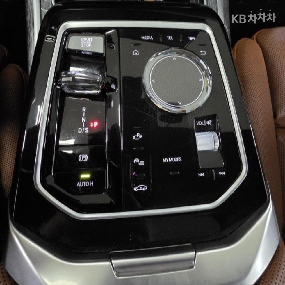BMW 7시리즈(G70)740i xDrive M Sport - 11