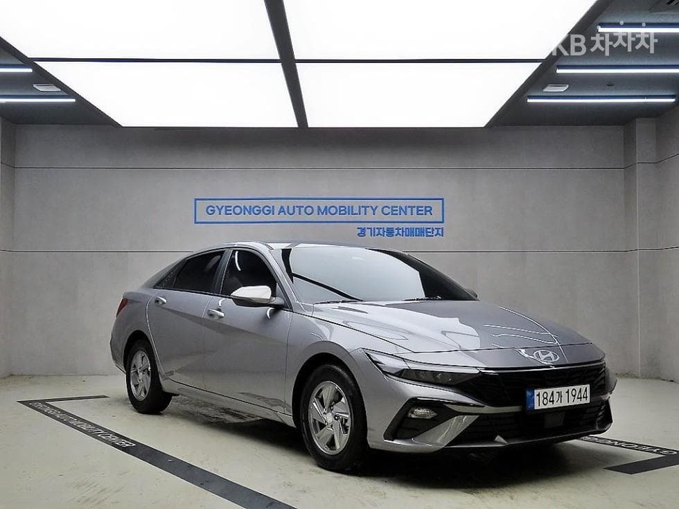 Хюндай The New (фейслифт) Avante (Elantra) (CN7) 1.6 Бензин Смарт - Image 1
