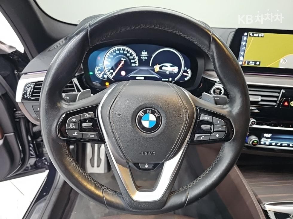 BMW 올Нов5 Серия (G30)520d M Sport Plus - 9