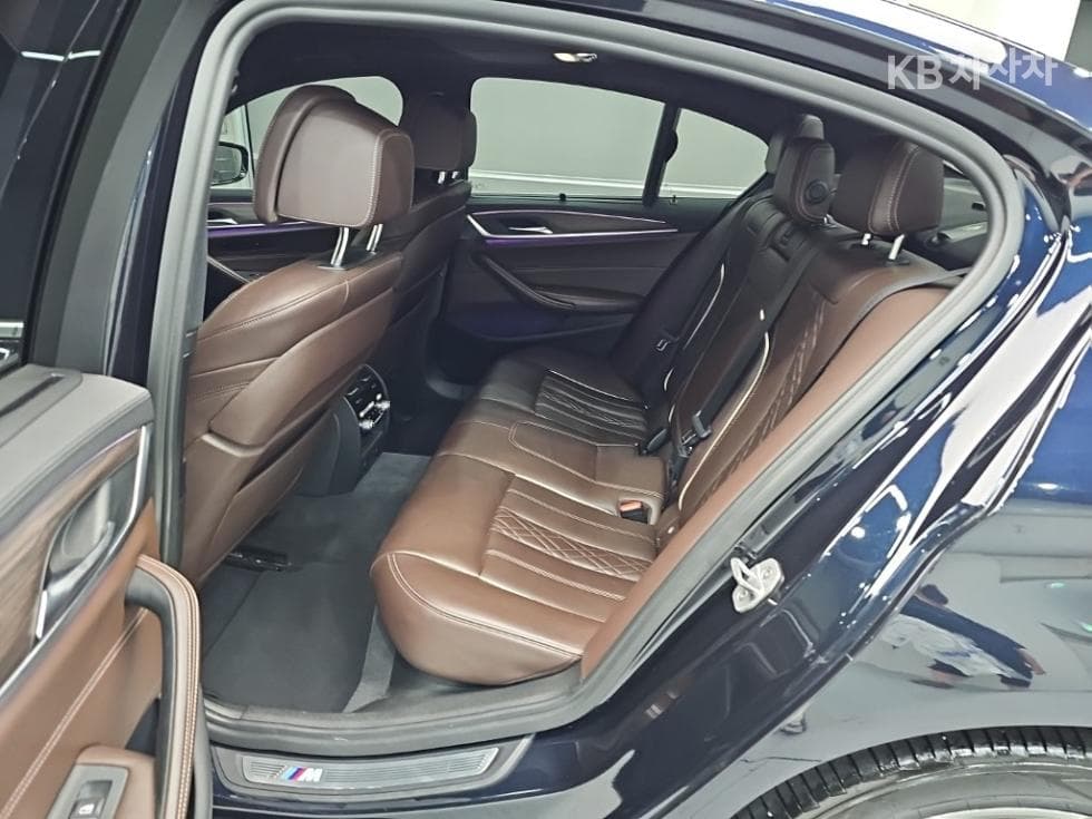 BMW 올Нов5 Серия (G30)520d M Sport Plus - 12