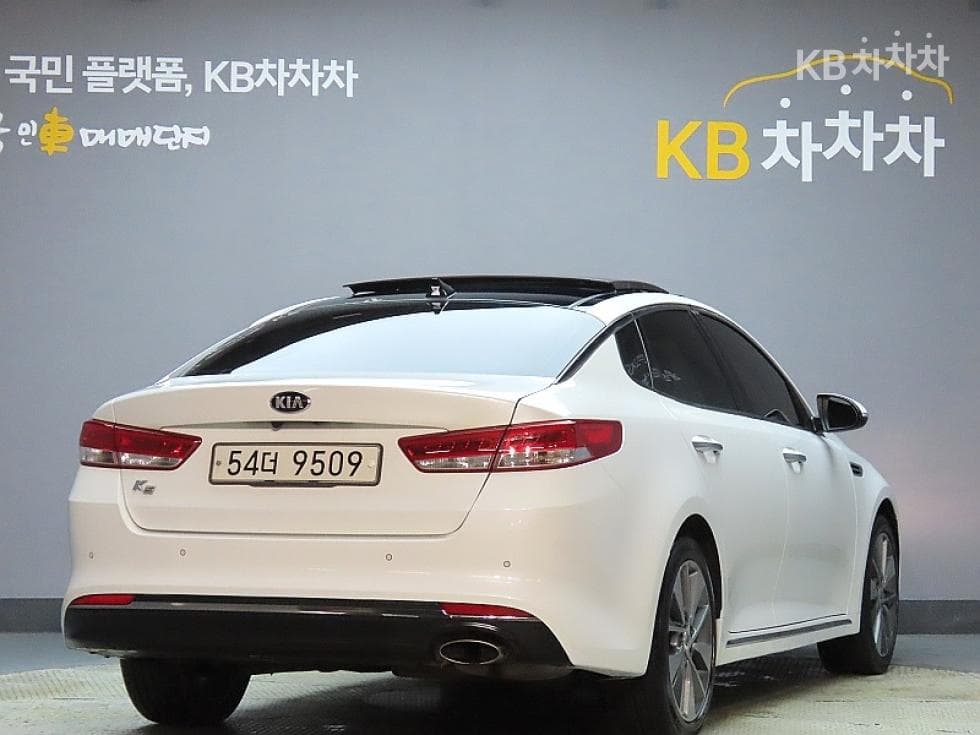 Kia K5 Second generation2.0 Gasoline MX Prestige - 2
