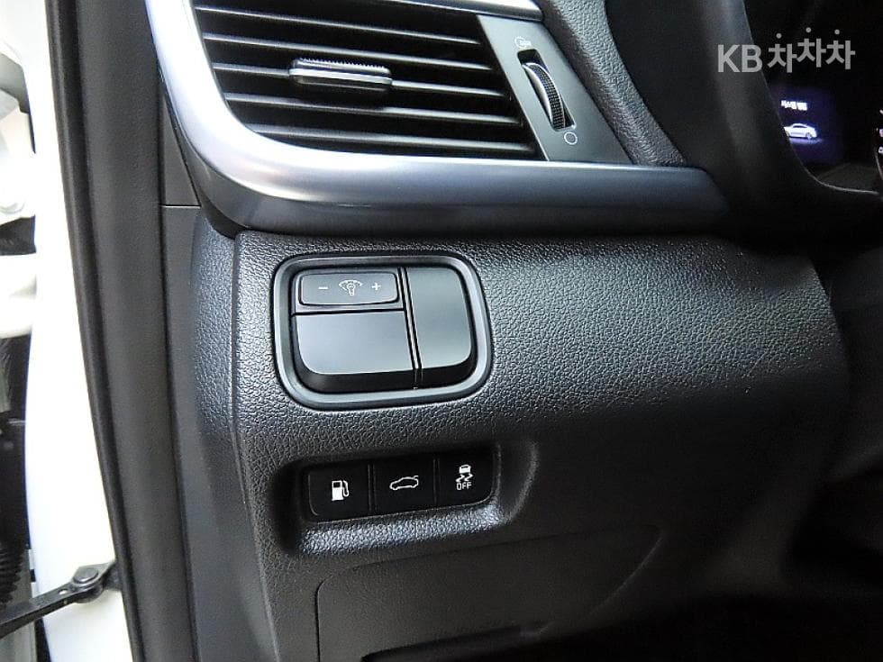 Kia K5 Second generation2.0 Gasoline MX Prestige - 12