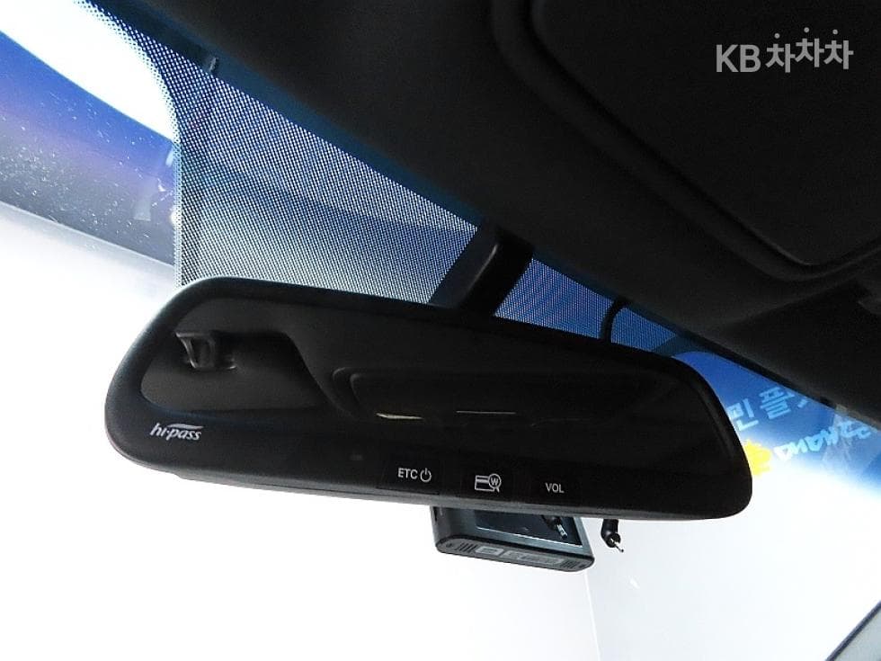 Kia K5 Second generation2.0 Gasoline MX Prestige - 16