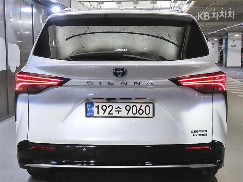 Toyota Sienna2.5L хибрид 2WD - 5