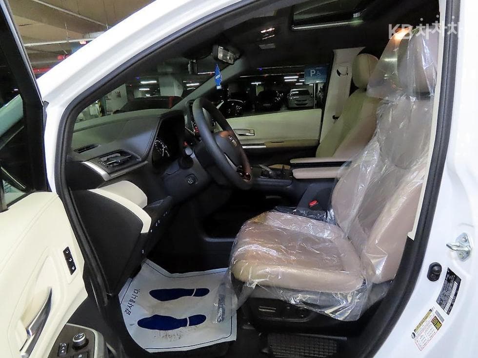 Toyota Sienna2.5L хибрид 2WD - 6