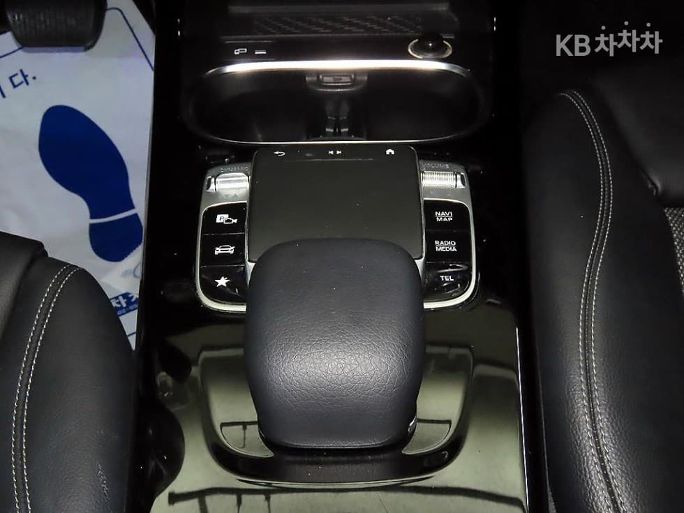 Mercedes-Benz A클래스(W177)A220 Sedan - - 13