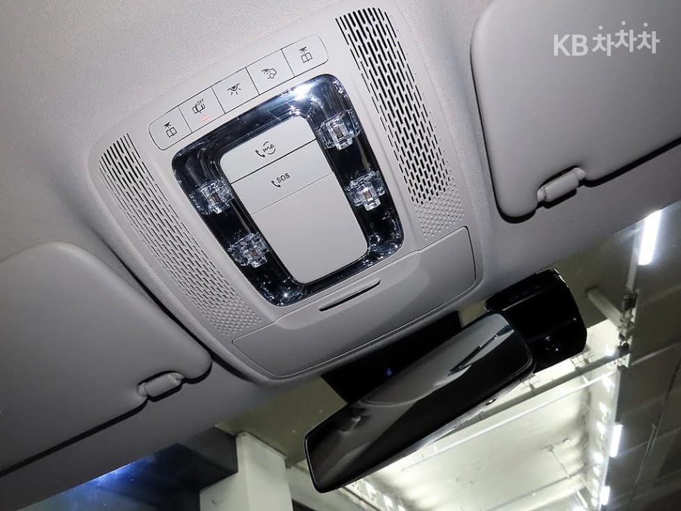 Mercedes-Benz A클래스(W177)A220 Sedan - - 17