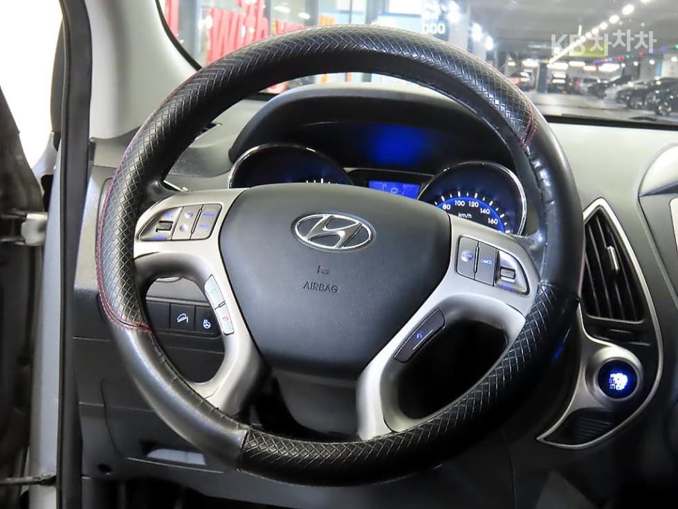 Хюндай ТуксонixДизел 2WD X20 Смарт - 8