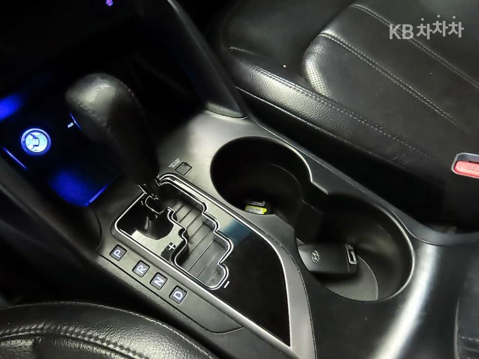 Хюндай ТуксонixДизел 2WD X20 Смарт - 12