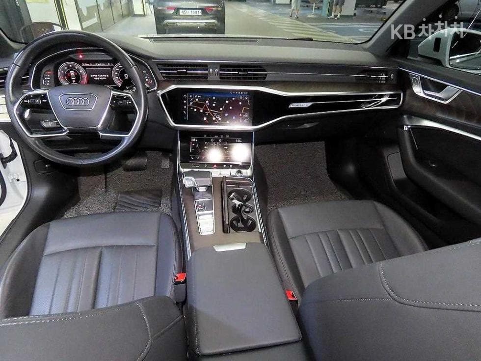Ауди A6(C8)45 TFSI Quattro Premium - 10