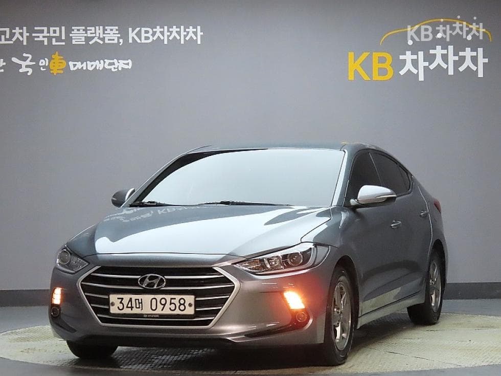 Hyundai Avante (Elantra)AD 1.6 GDi Smart - Image 1