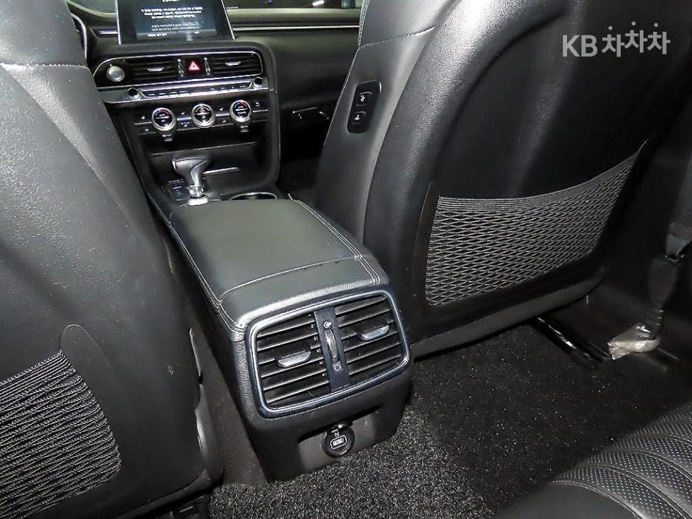 Дженезис G702.0T AWD Sport Package - 15