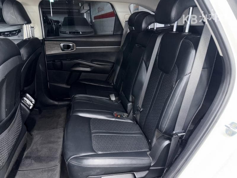 Киа Sorento 4-то поколение2.2 Дизел 2WD Тренди - 7