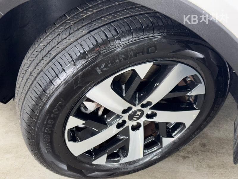 Киа Sorento 4-то поколение2.2 Дизел 2WD Тренди - 20