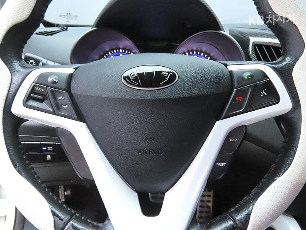 Hyundai VelosterTurbo GDi Extreme 그Ray (van)패키지 - 18
