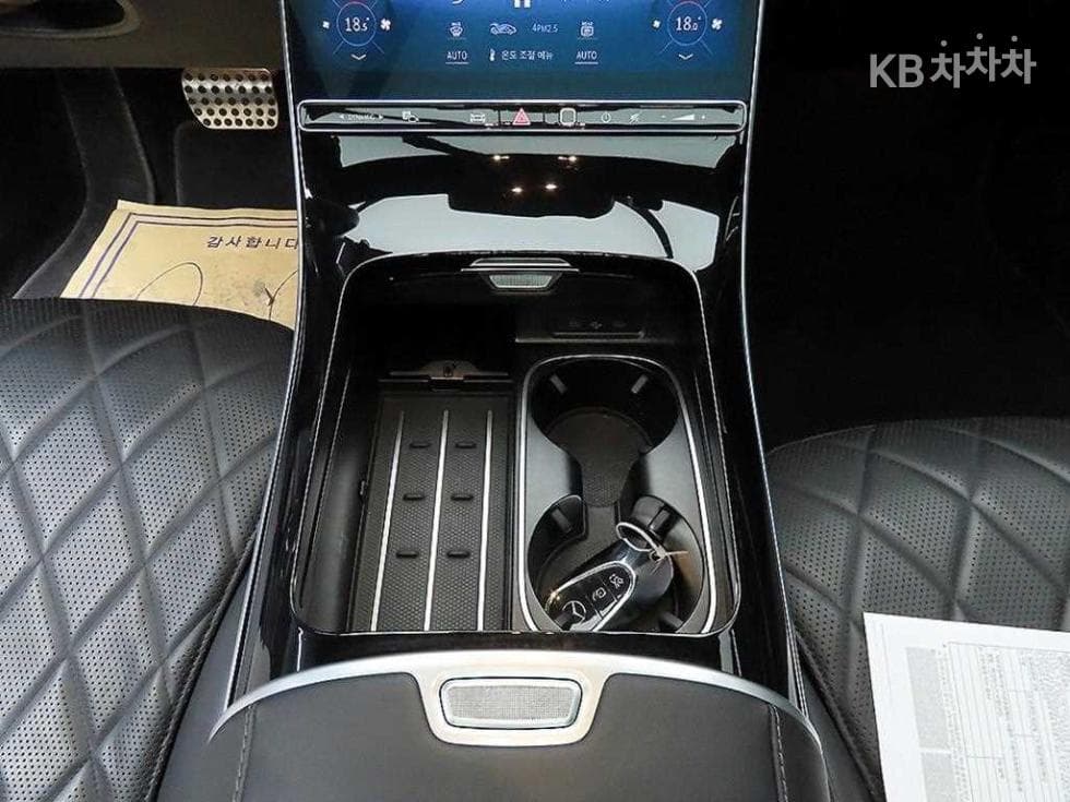 Mercedes-Benz S-Class W223S400d 4Matic Standard - 13