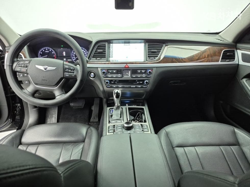 Hyundai GenesisDHG380 Prestige AWD Standard - 5